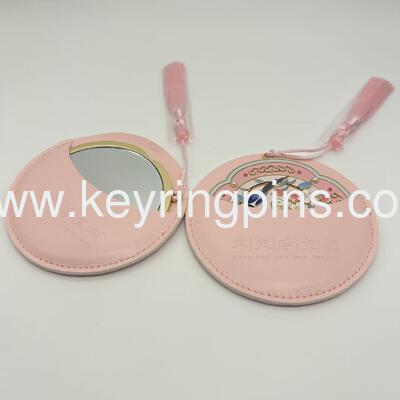 Wholesale PVC Silicone keychains with logo printing，PVC metal keyrings for sale