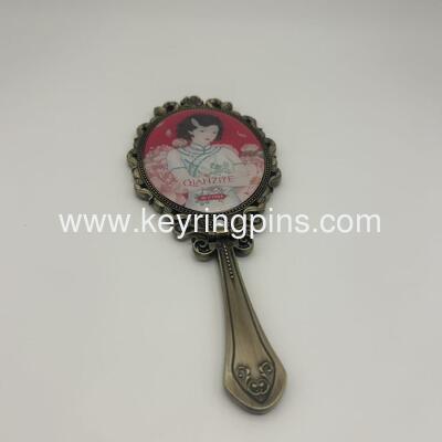 Magnet small size folding makeup mirror, Metal cosmetic mirror for sale