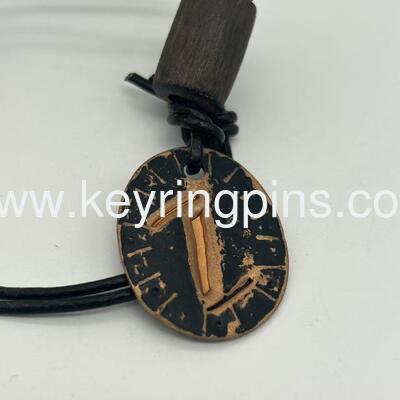 Zinc alloy metal keychain keyring vintage nostalgic small tags with multiple plating options and customizable artwork formats