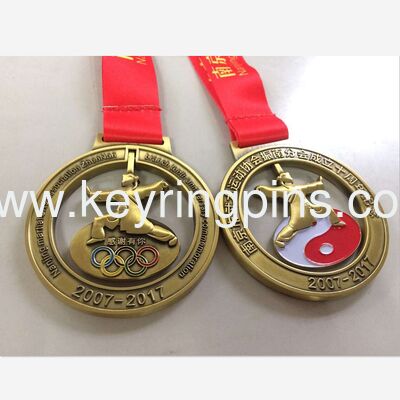 Metal medals,gold plating sports souvenir medals with ribbon High quality football medal