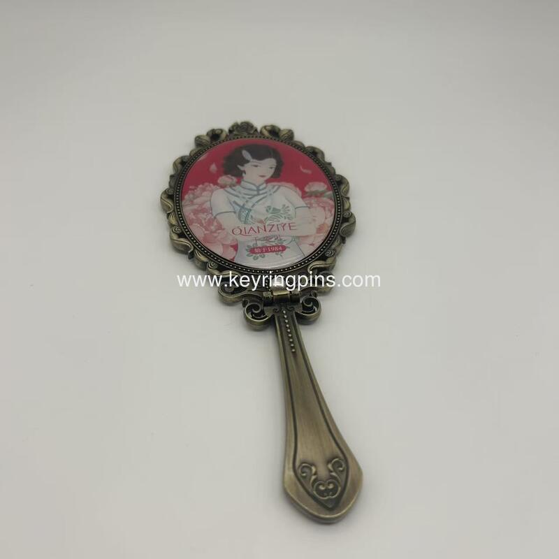 Magnet small size folding cosmetic mirror made of zinc alloy with customizable plating colors and OEM options suitable for gifts