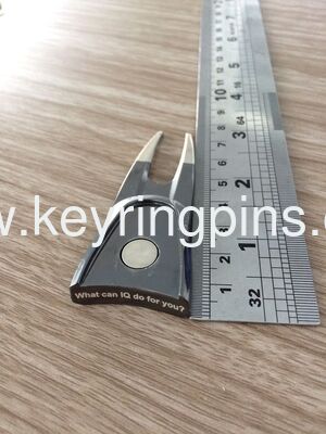 Custom logo golf accessory golf pitchfork and ball marker made of zinc alloy brass and iron with multiple plating options